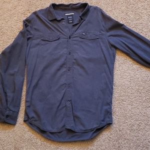 6/$20 Long-sleeve button shirt